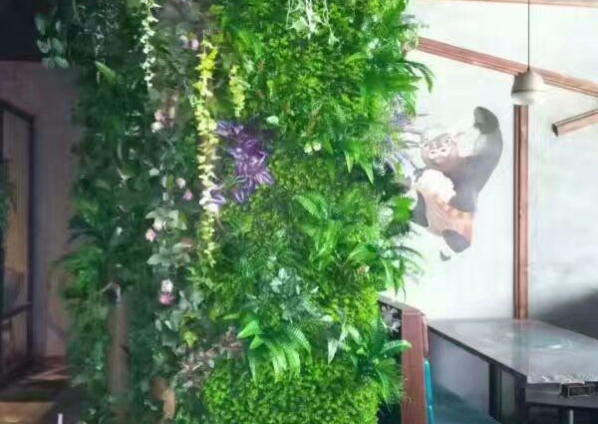 深圳同泰时代广场庖丁潮牛主题餐厅仿真植物，墙绘制作